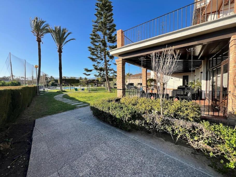 Pushe Playa Granada & Golf 30 * Motril